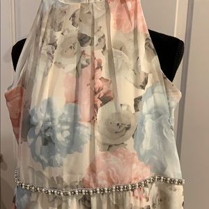 BEAUTIFUL maxi length dress.